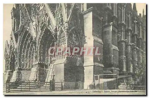 Ansichtskarte AK Reims dans sa deuxieme annee de bombardement La cathedrale incendiee par les Allemands Le Grand