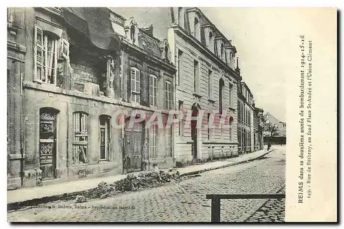 Ansichtskarte AK Reims dans sa deuxieume annee de bombardement 1914 15 16 Rue de Betheny au fond Place St Andre e