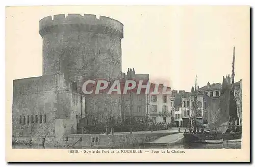 Cartes postales Sortie du Port de la Rochelle Tour de la Chaine Bateaux