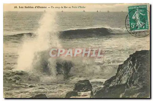 Cartes postales Les Sables d'Olonne Un coup de Mer au Puits d'Enfer