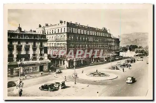 Cartes postales moderne Valence Place de la Republique Chaussures Favorite