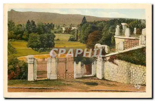 Cartes postales Valence Le Parc Jouvet et vue sur la Crussol