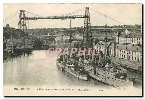 Cartes postales Brest Le Pont transbordeur et le Croiseur Bateaux