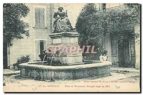 Cartes postales Grignan Place et Monument Sevigne
