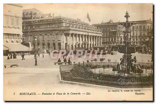 Ansichtskarte AK Bordeaux Fontaine et Place de la Concorde