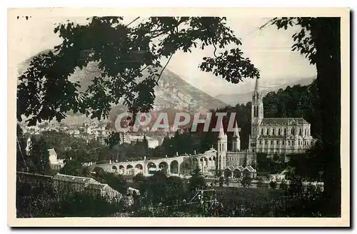 Ansichtskarte AK Lourdes La Basilique et le Pic du Jer