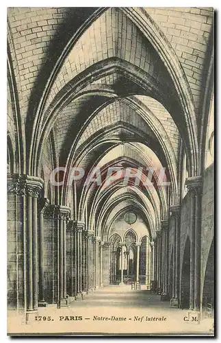 Cartes postales Paris Notre Dame Nef Laterale