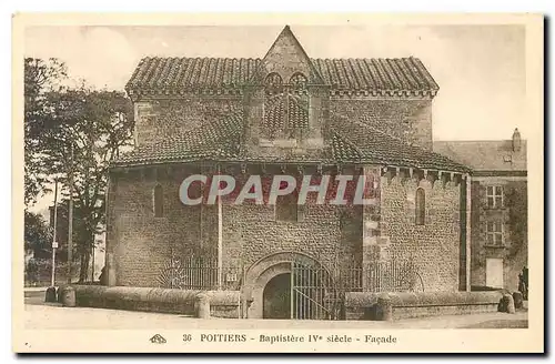 Cartes postales Poitiers Baptistere Facade