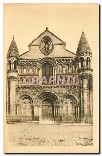Cartes postales Poitiers Vienne Facade principale Ouest de Notre Dame la Grande