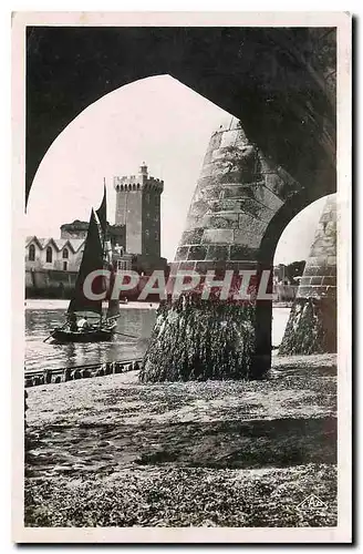 Cartes postales Les Sables d'Olonne Les Arcades de la Jetee des Sables