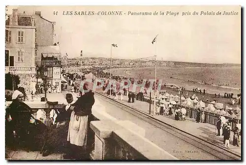 Cartes postales Les Sables d'Olonne Panorama de la Plage pris du Palais de Justice