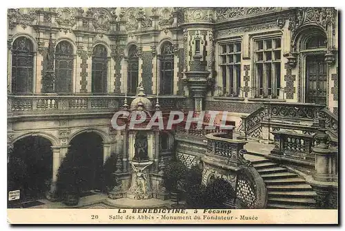 Cartes postales La Benedictine a Fecamp Salle des Abbes Monument du Fondateur Musee