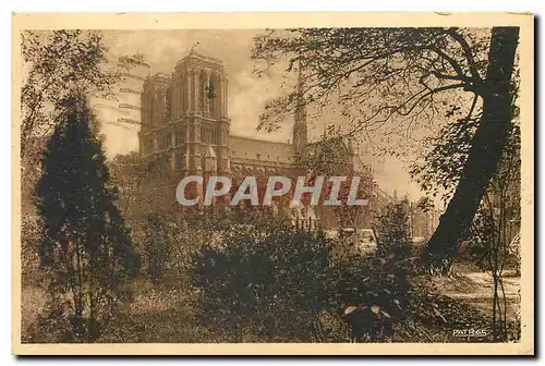 Cartes postales Les Jolies Coins de Paris Notre Dame prise du Jardin de Saint Julien le Pauvre