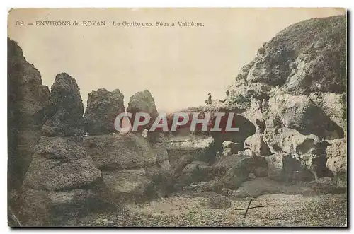 Cartes postales Environs de Royan La Grotte aux Fees a Vallieres