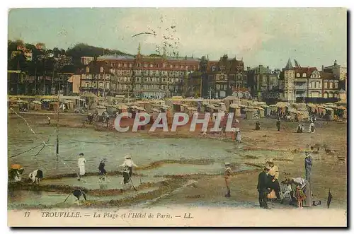 Cartes postales Trouville la plage et l'Hotel de paris