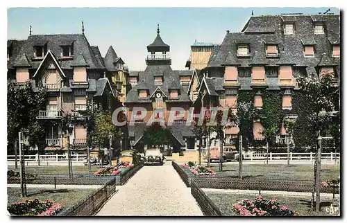 Cartes postales Deauville Plage Fleurie Le Normandy Hotel