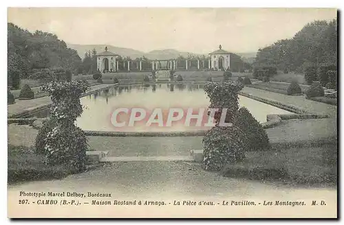 Cartes postales Chateau de Pau Berceau de Henri IV sous le trophee de la duchesse d'Angouleme