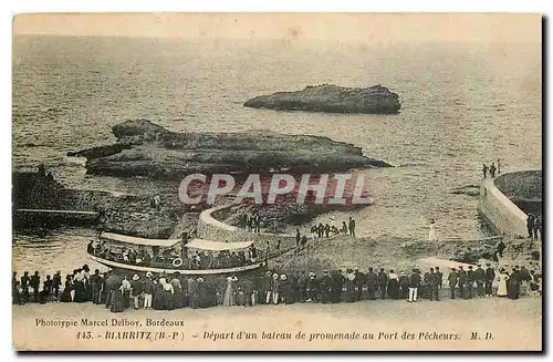 Cartes postales Biarritz Depart d'un bateau de prmenade au Port des Pecheurs