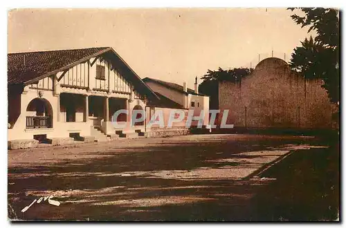 Cartes postales Guethary B P La Mairie et le Fronton de Pelote Basque