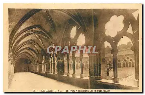 Cartes postales Bayonne B P interieur du Cloitre de la Cathedrale
