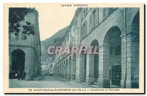Cartes postales Saint Jean de Maurienne grande rue et portiques