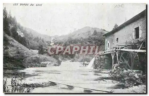 Cartes postales Les Bords du Gave Moulin a eau