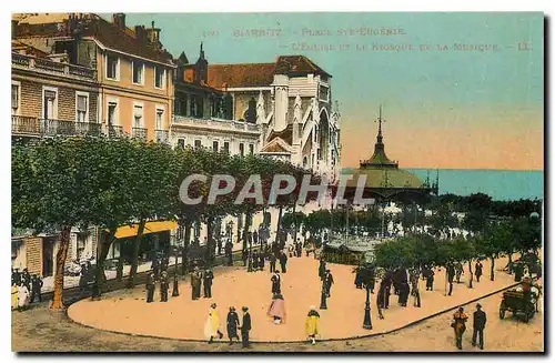 Cartes postales Biarritz Place Ste l'Eglise de la Kiosque de la Musique