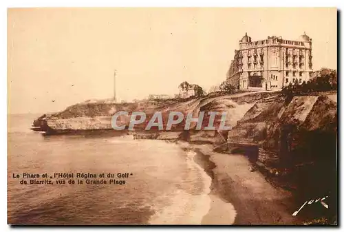 Cartes postales Le Phare et l'Hotel Regina et du Golf de Biarritz vus de la Grande Plage