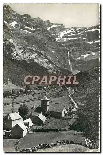 Cartes postales moderne Gavarnie l'Eglise Chemin d'Espagne et le Cirque