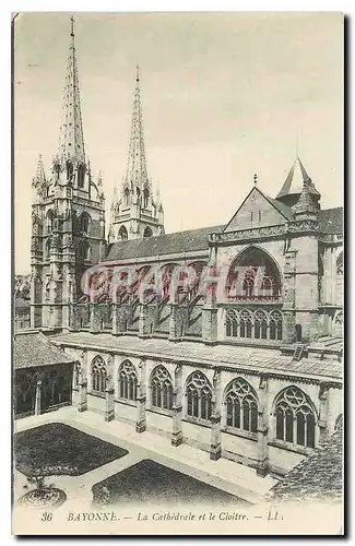 Cartes postales Bayonne la Cathedrale et le Cloitre