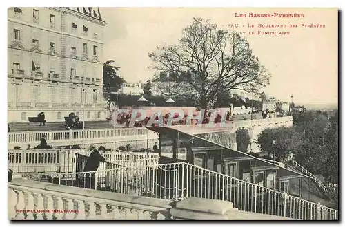 Cartes postales Les Basses Pyrenees Pau le Boulevard des Pyrenees et le Funiculaire