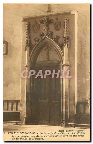 Ansichtskarte AK Eglise de Mozac Porte du fond de l'Eglise Sur le Tympan une Annonciation mutilee avec les armoir