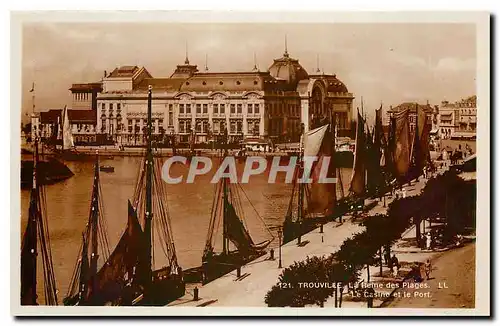 Cartes postales Trouville La Reine des Plages le Casino et le Port Bateaux de peche