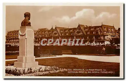 Cartes postales Deauville La Plage Fleurie Normandy Hotel vu des Jardins