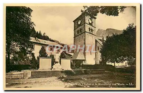 Ansichtskarte AK Facade de l'Eglise et le Monument aux Morts