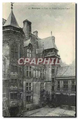 Cartes postales Bourges Cour du Palais Jacques Coeur