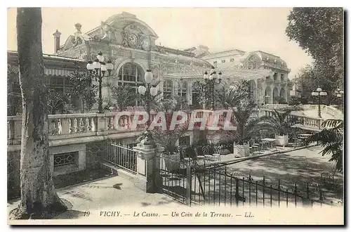 Cartes postales Vichy le Casino Un Coin de la Terrasse