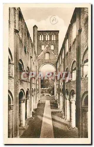 Cartes postales Abbaye de Jumieges les ruines Eglise Notre Dame La Nef Vue prise de l'Entree