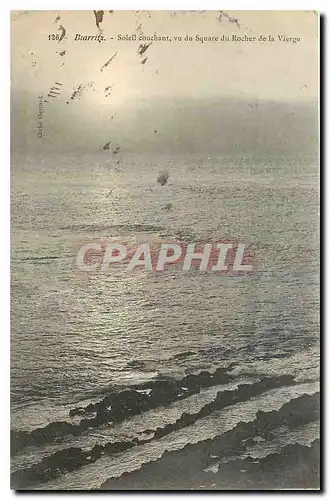 Cartes postales Biarritz Soleil couchant vu du Square du Rocher de la Vierge