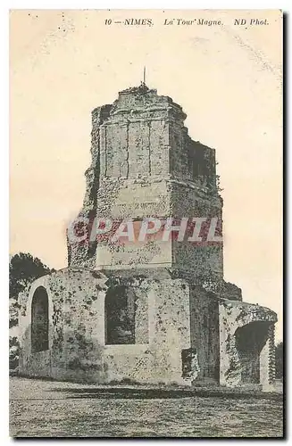 Cartes postales Nimes La Tour Magne