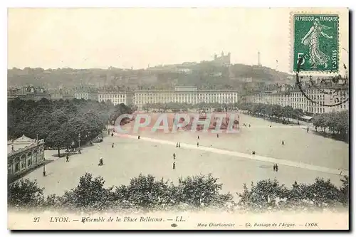 Ansichtskarte AK Lyon Ensemble de la Place Bellecour