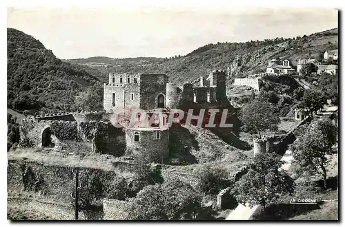 Cartes postales Gorges de la Sioule Dominant la Sioule Le Chateau et le village de Chouvigny Allier