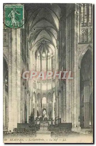 Cartes postales Beauvais La Cathedrale la Nef