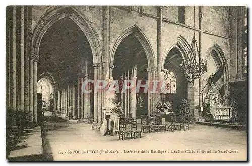 Ansichtskarte AK St Pol de Leon Finistere Interieur de la Basilique Les Bas Cotes et Autel du sacre Coeur