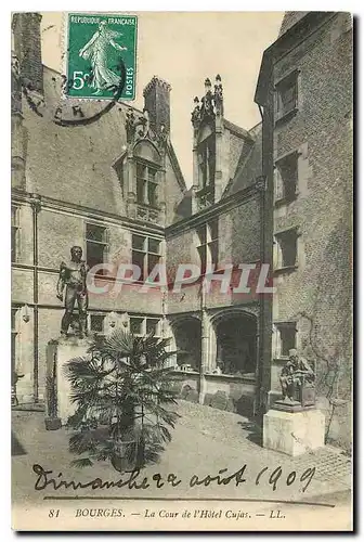 Cartes postales Bourges la Cour de l'Hotel Cujas