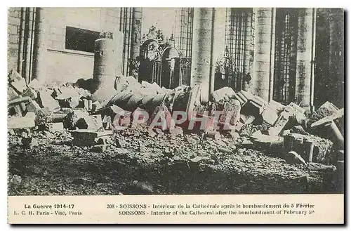 Ansichtskarte AK La Guerre 1914 17 Soissons Interieur de la Cathedrale apres le Bombardement du 5 Fevrier