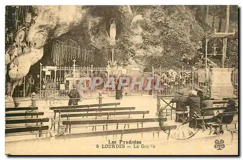 Cartes postales Les Pyrenees Lourdes La Grotte