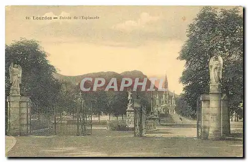 Cartes postales Lourdes Entree de l'Esplanade