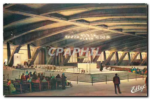 Cartes postales moderne Lourdes La Basilique Souterraine