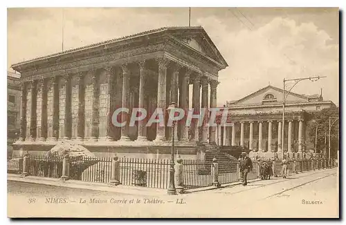 Cartes postales Nimes La Maison et le Theatre